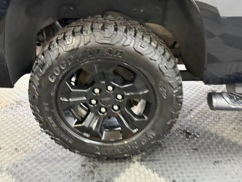 Used 2020 Chevrolet Tahoe LT AWD/4WD image 13