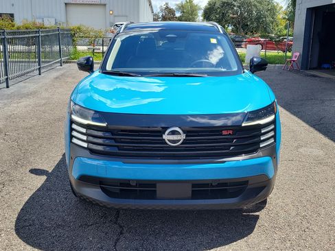 Certified 2025 Nissan Kicks SR AWD/4WD image 2