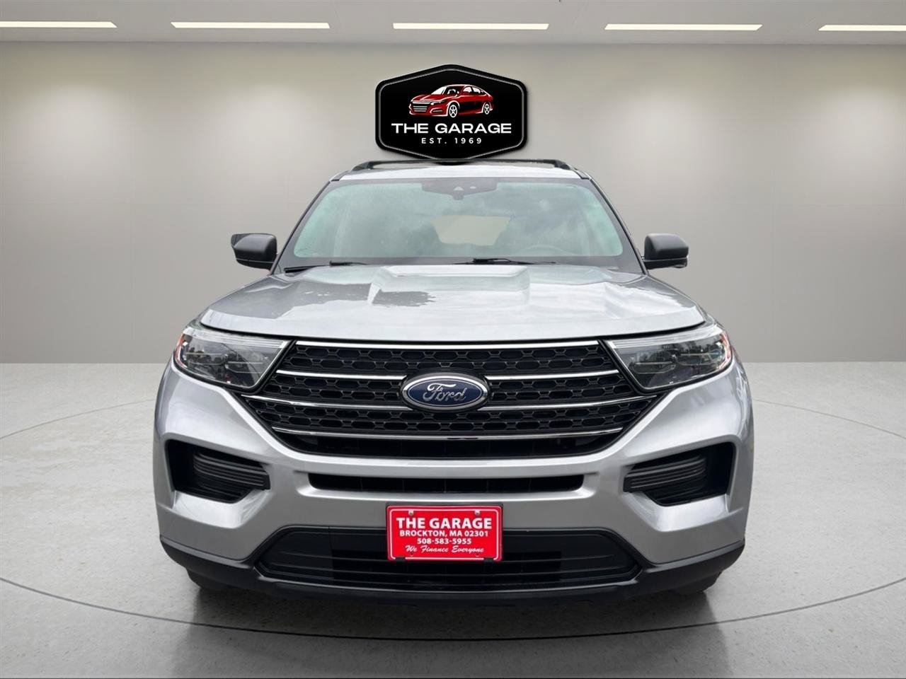 Used 2020 Ford Explorer XLT w/ Comfort Package AWD/4WD image 8