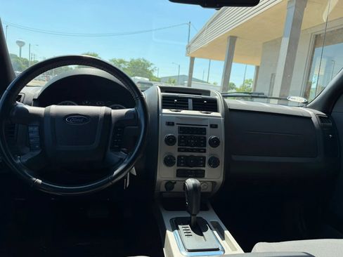 Used 2012 Ford Escape XLT FWD image 11