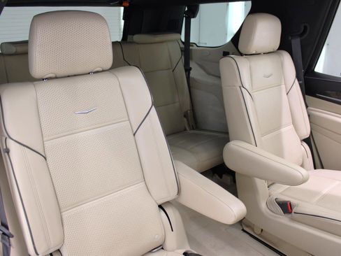 Used 2022 Cadillac Escalade Premium Luxury w/ Performance Package RWD image 46