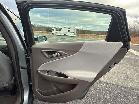 Used 2024 Chevrolet Malibu LT image 18