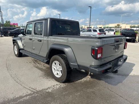 Used 2020 Jeep Gladiator Sport w/ Quick Order Package 24S AWD/4WD image 7