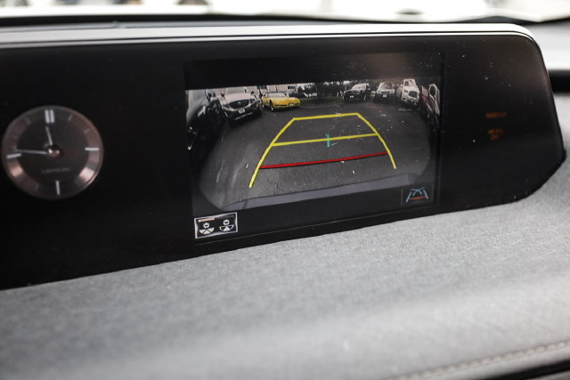 Used 2020 Lexus UX 250h w/ Premium Package AWD/4WD image 42