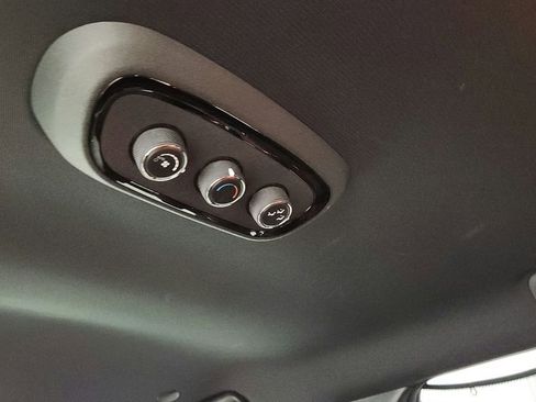 Used 2021 Dodge Durango SRT w/ Technology Group image 50