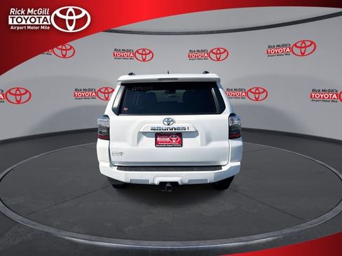 Used 2024 Toyota 4Runner SR5 Premium w/ Moonroof Package AWD/4WD image 7