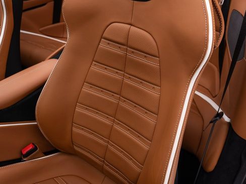 Used 2025 Ferrari Roma Spider RWD image 25