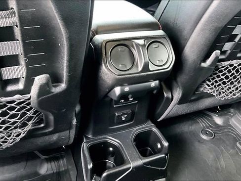 Used 2020 Jeep Gladiator Rubicon image 24