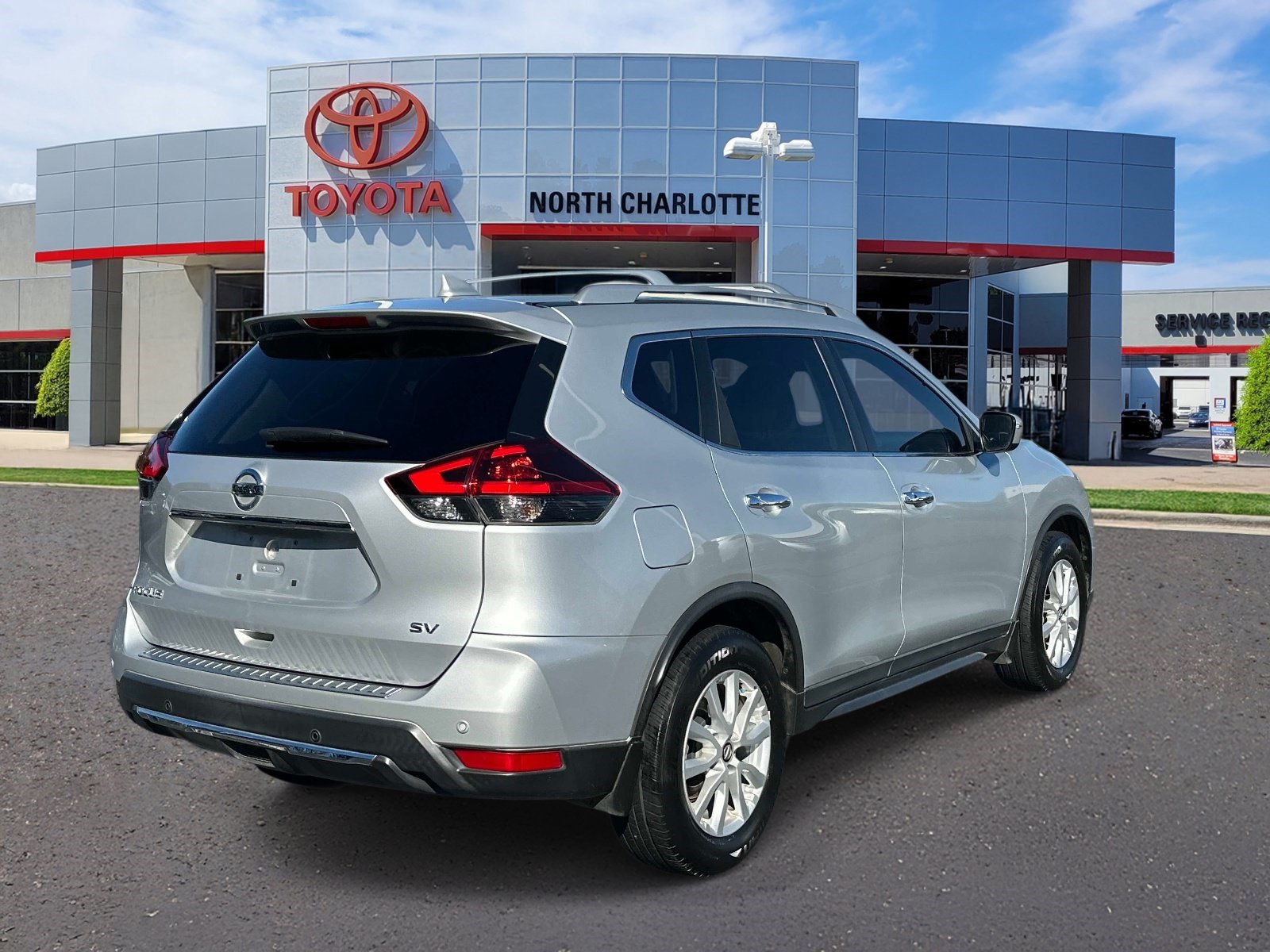 Used 2019 Nissan Rogue SV FWD image 6