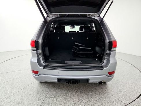 Used 2021 Jeep Grand Cherokee Laredo X AWD/4WD image 19
