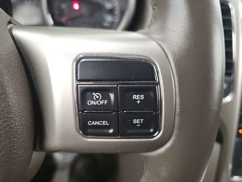 Used 2011 Jeep Grand Cherokee Laredo AWD/4WD image 20