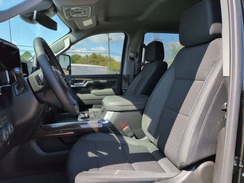 New 2026 Chevrolet Silverado 3500 LT w/ Trail Boss Package AWD/4WD image 15