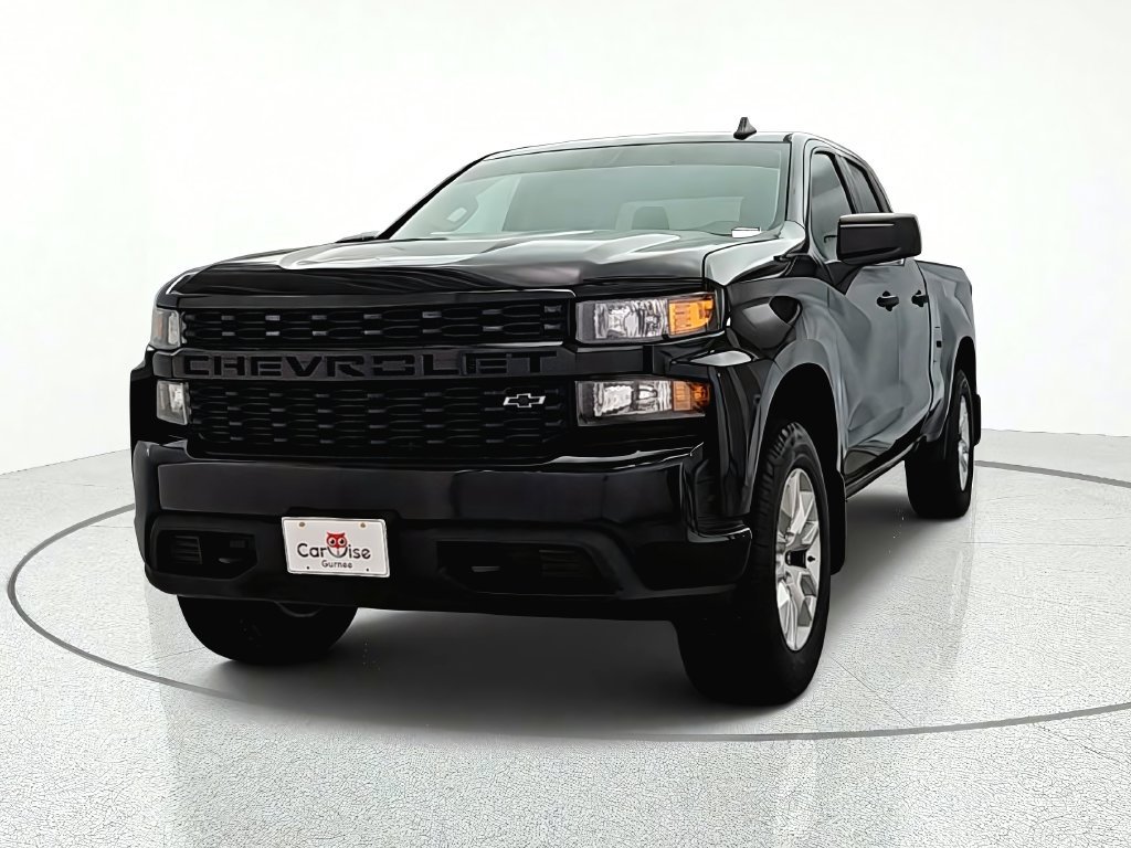 Used 2020 Chevrolet Silverado 1500 Custom w/ Custom Value Package AWD/4WD image 9