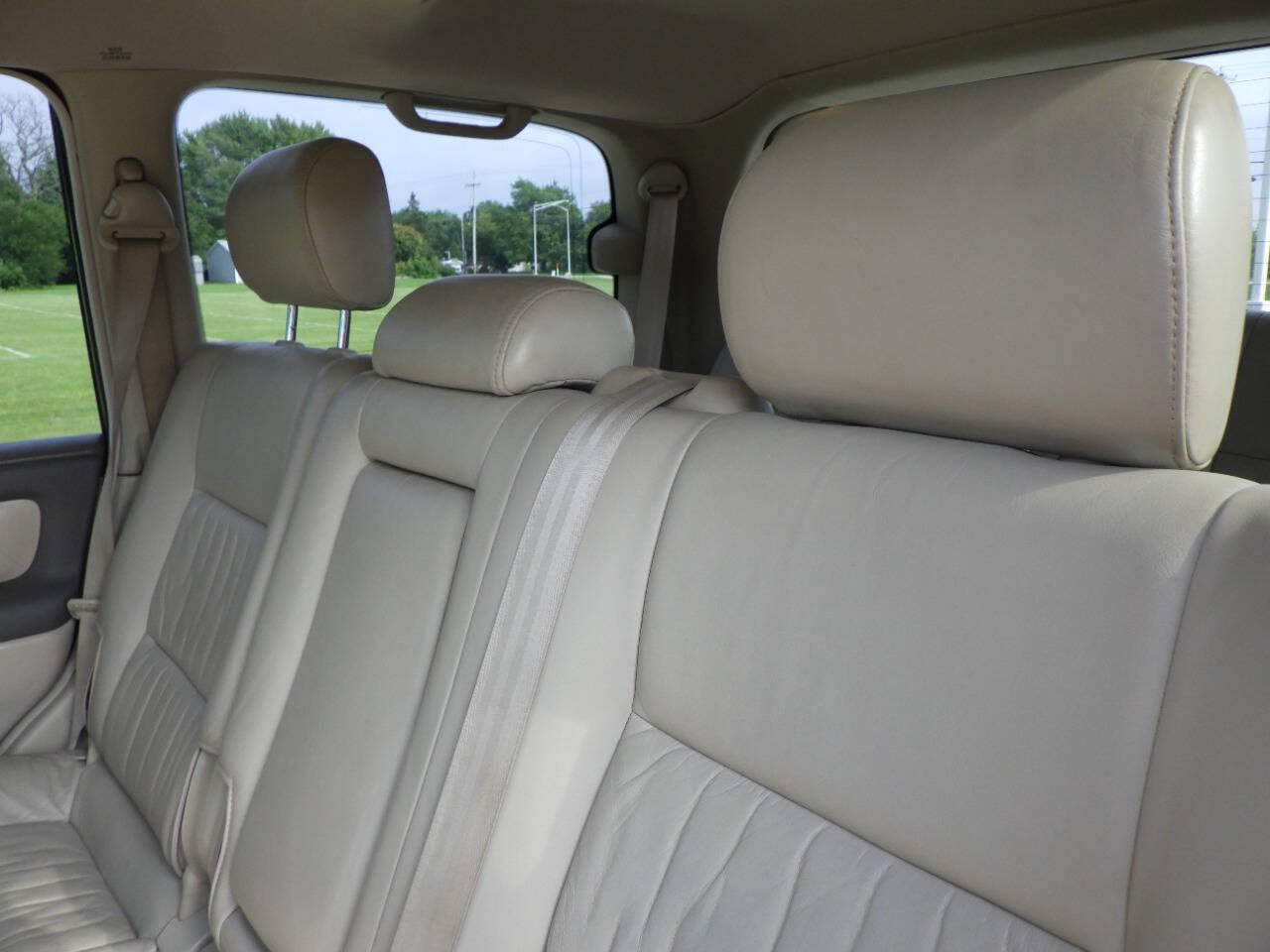 Used 2004 Toyota Land Cruiser AWD/4WD image 14
