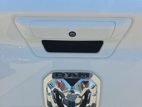 Used 2021 RAM 1500 Big Horn AWD/4WD image 9