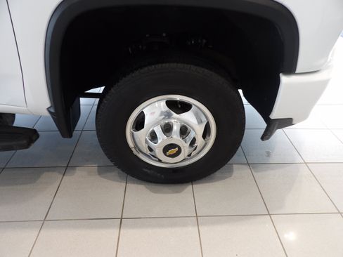 Used 2021 Chevrolet Silverado 3500 High Country AWD/4WD image 29