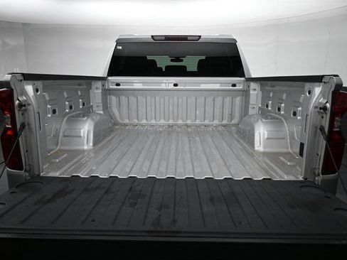 Used 2022 Chevrolet Silverado 1500 LT image 30