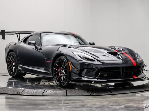 Used 2017 Dodge Viper ACR w/ Extreme Aero Package RWD image 31