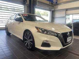 Used 2020 Nissan Altima 2.5 SR image 1