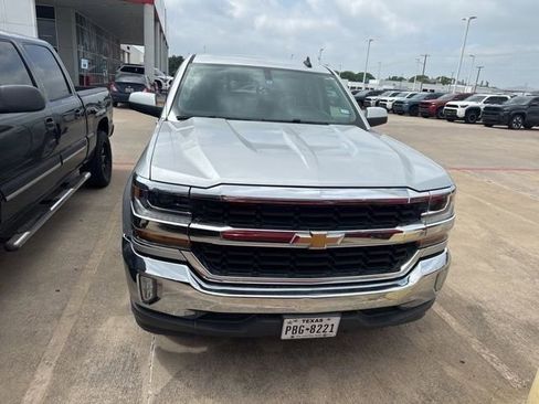 Used 2017 Chevrolet Silverado 1500 LT w/ All Star Edition RWD image 2