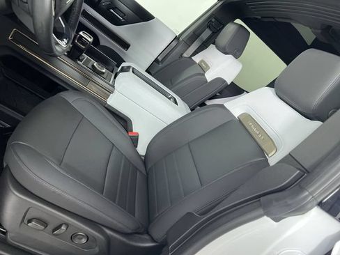 Certified 2025 GMC Hummer EV 3X AWD/4WD image 20
