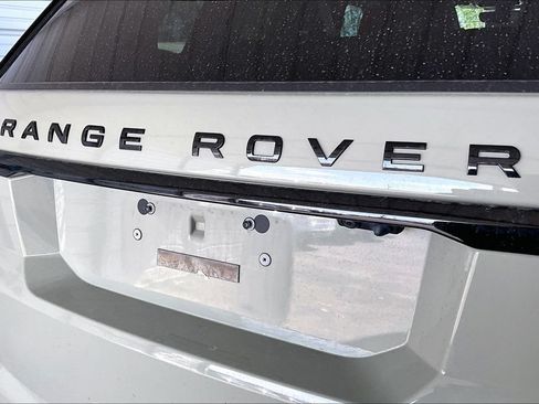 Used 2022 Land Rover Range Rover Sport SVR AWD/4WD image 42