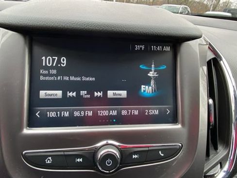 Used 2017 Chevrolet Cruze LT image 26