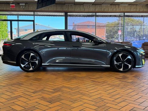 Used 2024 Lucid Air Touring AWD/4WD image 9