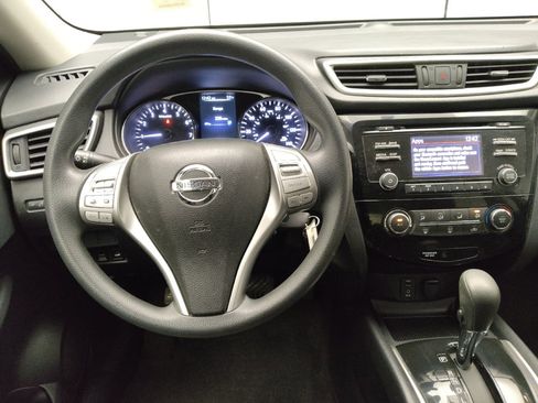 Used 2016 Nissan Rogue S AWD/4WD image 22