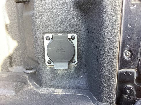 Used 2024 GMC Sierra 2500 Denali w/ Denali Reserve Package image 14