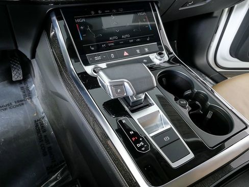 Used 2023 Audi Q7 2.0T Premium Plus w/ Premium Plus Package image 18