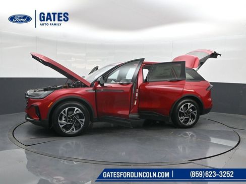 New 2026 Lincoln Nautilus Premier w/ Equipment Group 102A AWD/4WD image 51