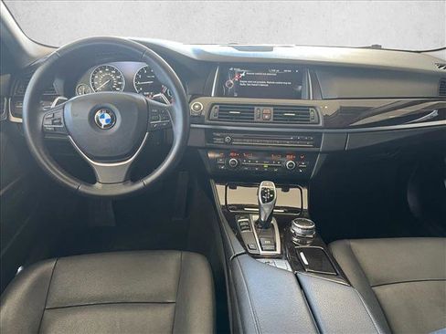 Used 2016 BMW 528i Sedan RWD image 13