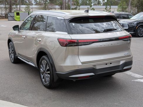 New 2026 INFINITI QX60 Luxe image 6