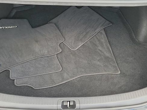 Certified 2024 Toyota Corolla LE FWD image 9