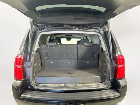 Used 2018 Chevrolet Tahoe LT RWD image 30