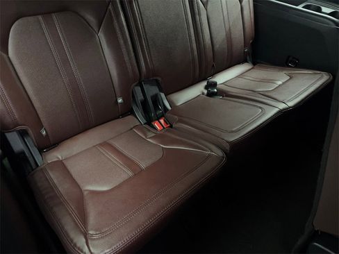 Used 2022 Ford Expedition Max Limited image 42