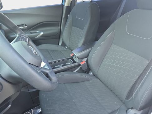 Used 2023 Nissan Kicks SV FWD image 14