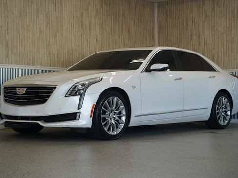 Used 2017 Cadillac CT6 Luxury AWD/4WD image 4