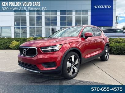 Used 2020 Volvo XC40 T5 Momentum