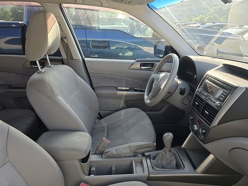 Used 2010 Subaru Forester 2.5X Premium w/ Popular Equipment Group 1A AWD/4WD image 5
