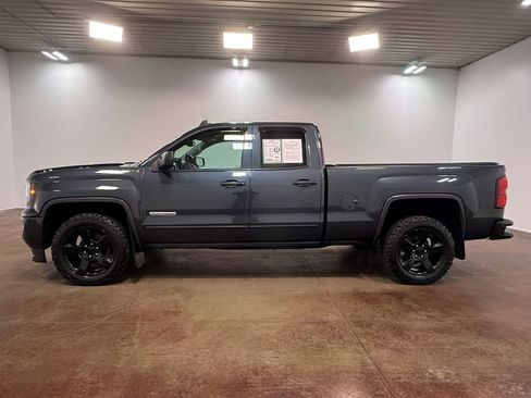 Used 2018 GMC Sierra 1500 SLE image 6