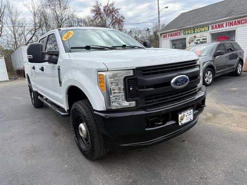Used 2017 Ford F250 XL w/ Power Equipment Group image 8