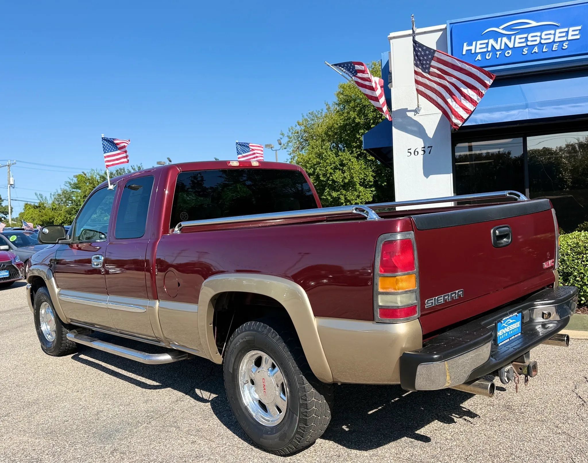 Used 2003 GMC Sierra 1500 SLE w/ Off-Road Package AWD/4WD image 25