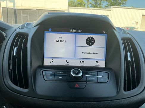 Certified 2019 Ford Escape SEL FWD image 26