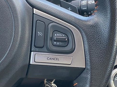 Used 2017 Subaru Crosstrek 2.0i Premium image 9