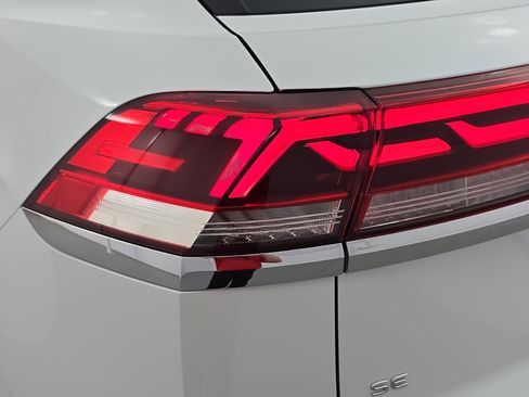 New 2026 Volkswagen Atlas Cross Sport SE image 34