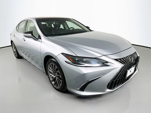 Used 2024 Lexus ES 350 Ultra Luxury w/ Accessory Package (Z2) image 3
