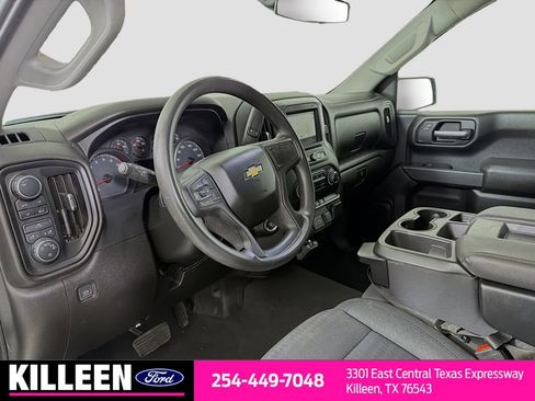 Used 2023 Chevrolet Silverado 1500 Custom image 10