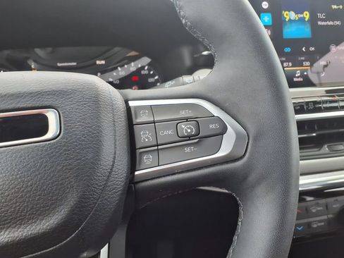 Certified 2023 Jeep Compass Limited AWD/4WD image 25